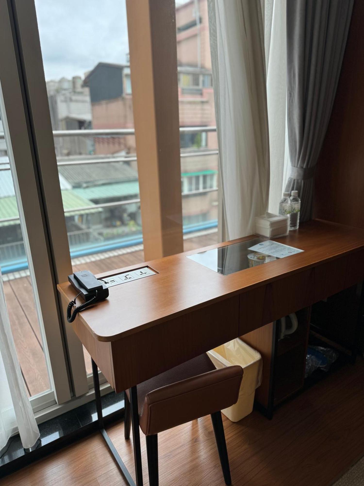 盤古捷旅 - Panco Hotel Taipé Exterior foto